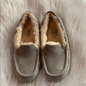 Women’s Slippers